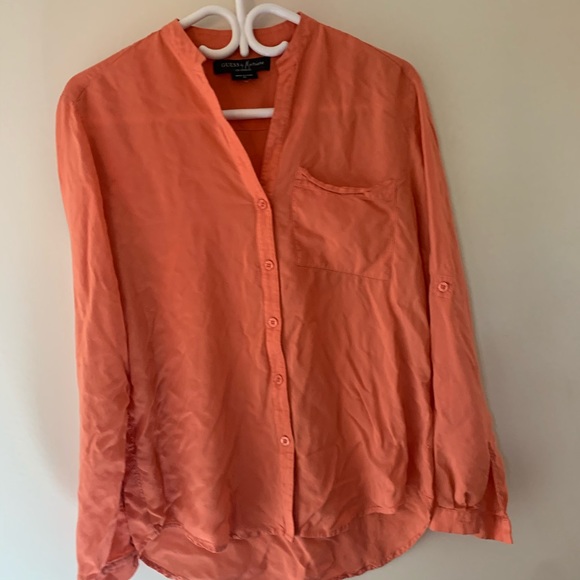 🌟2 for $12🌟 Guess Marciano Button down - Picture 3 of 8